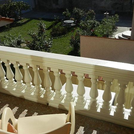 Guesthouse Ellite โปชาเรวัซ ภายนอก รูปภาพ